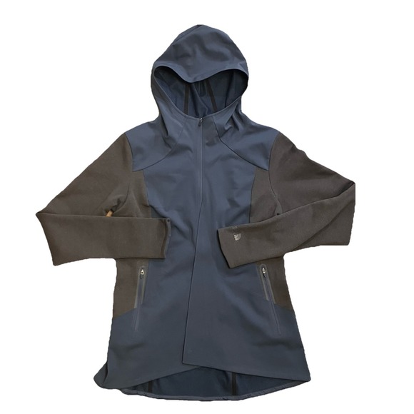 The North Face Jackets & Blazers - The North Face FlashDry Womens Medium  Full Zip Soft Shell Hiking Jacket Hood